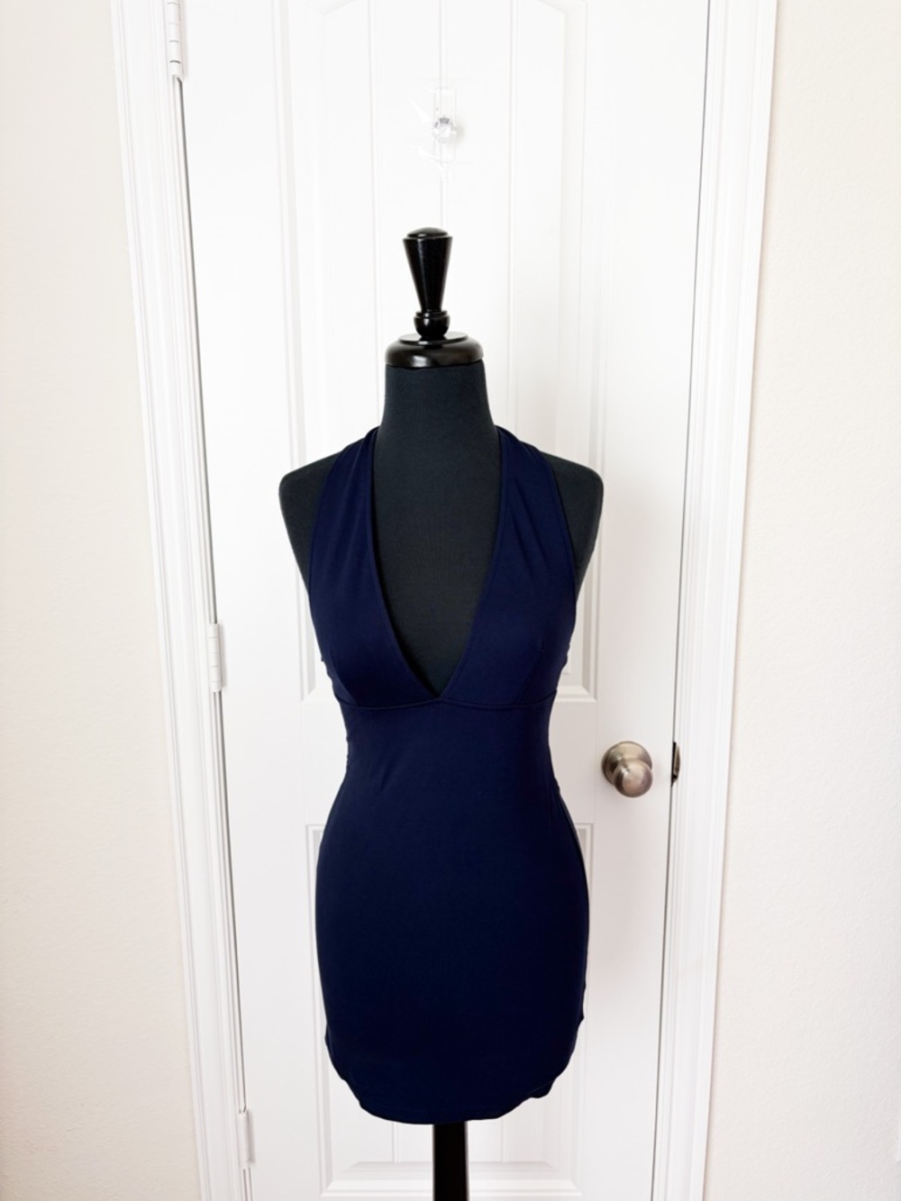 Tiger Mist Navy Halter Deep V Bodycon Mini Dress Size Small